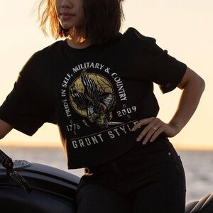 Grunt Style Women’s War Eagle Crop Top 🧡🦅